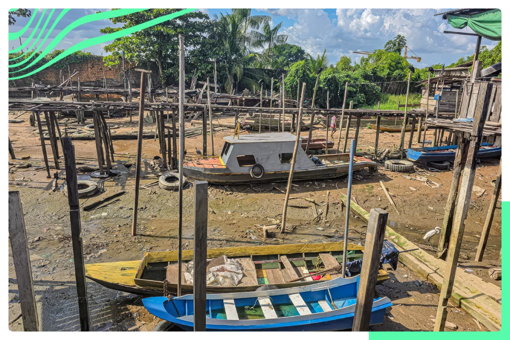 A Vila da Barca é uma das maiores comunidades em palafitas da América Latina.